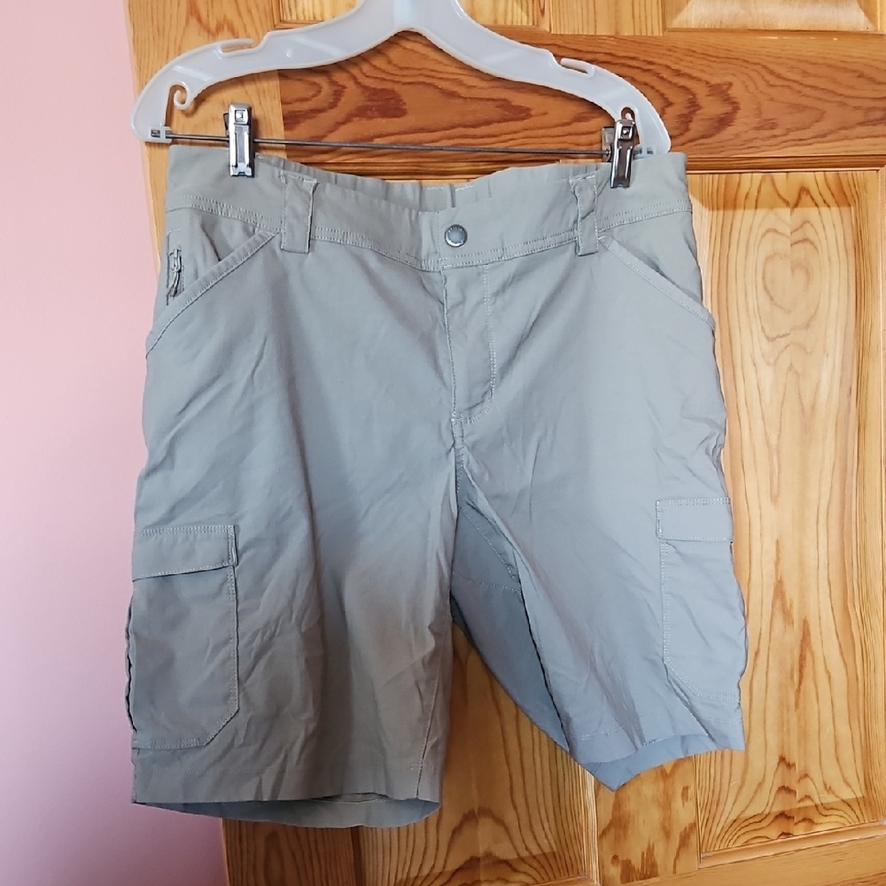 Duluth Trading Co "Dry On The Fly" 10" Shorts
